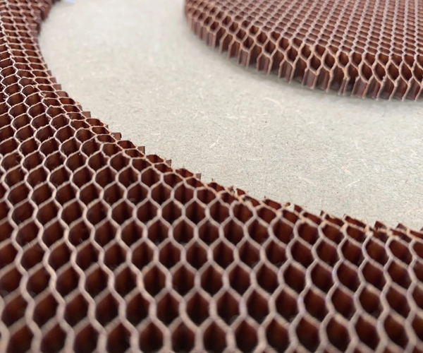 Sistema corte ultrasonic, panel de abeja